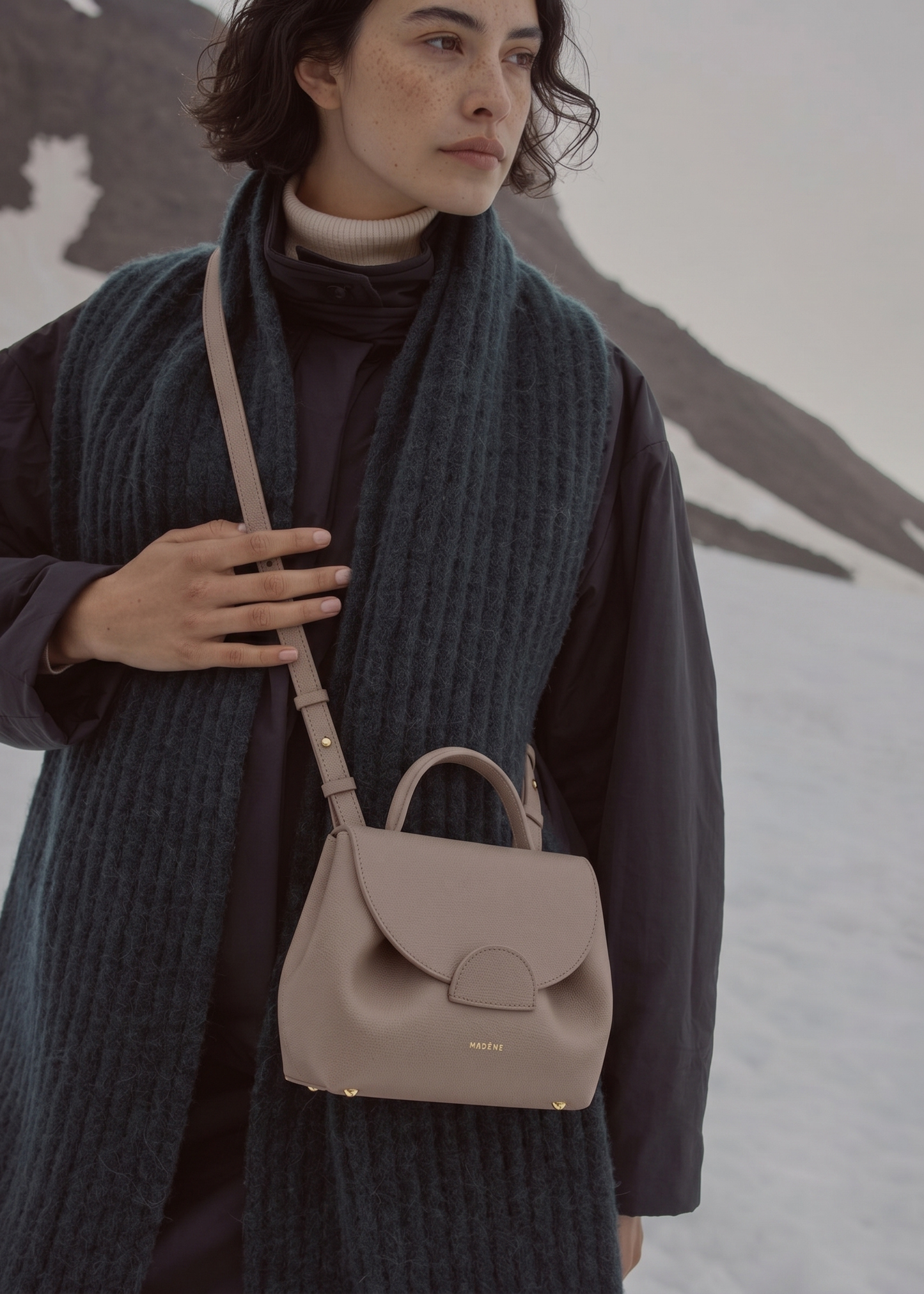 Numéro Un Nano - Textured Taupe