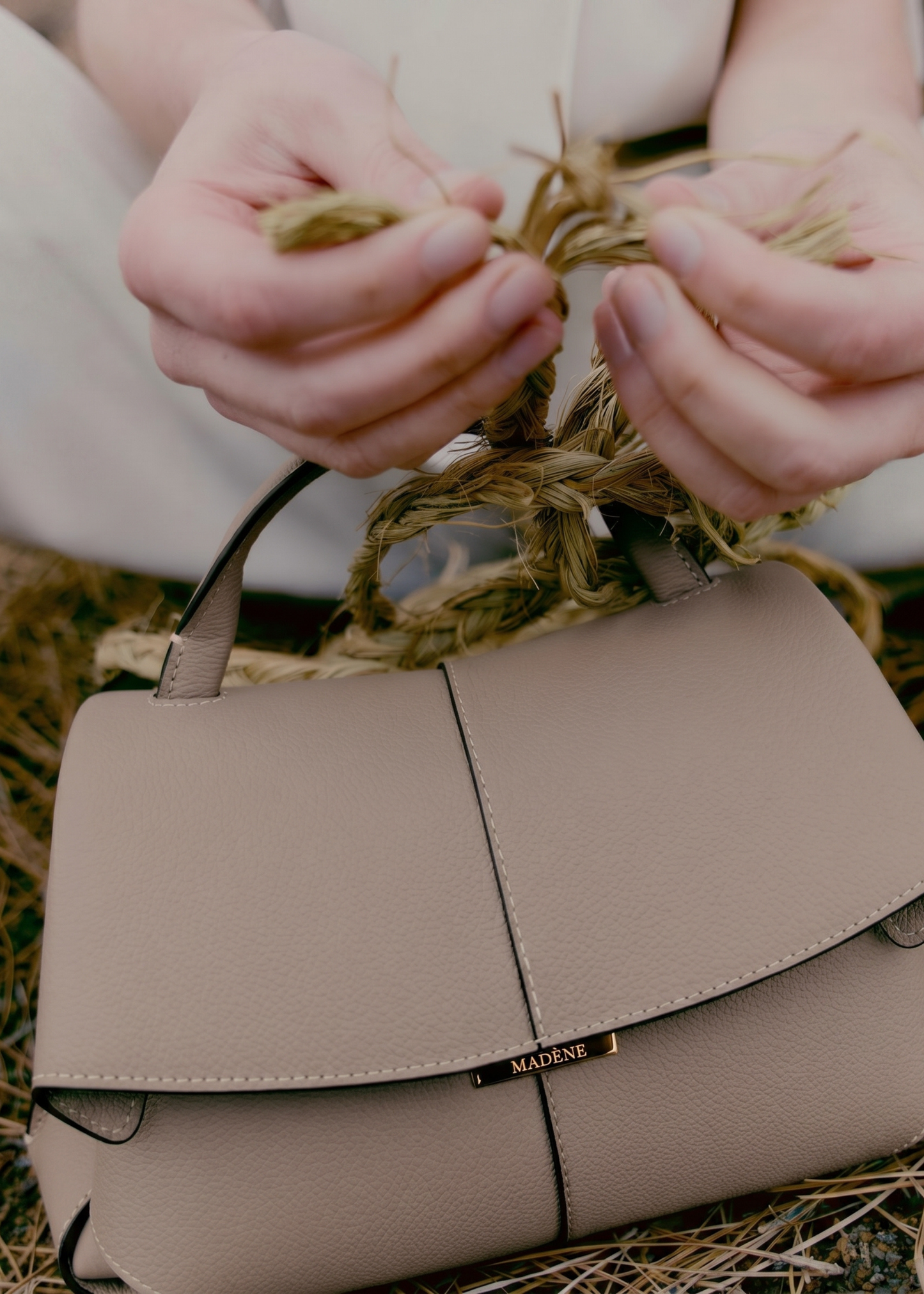 Mokki Mini - Textured Taupe
