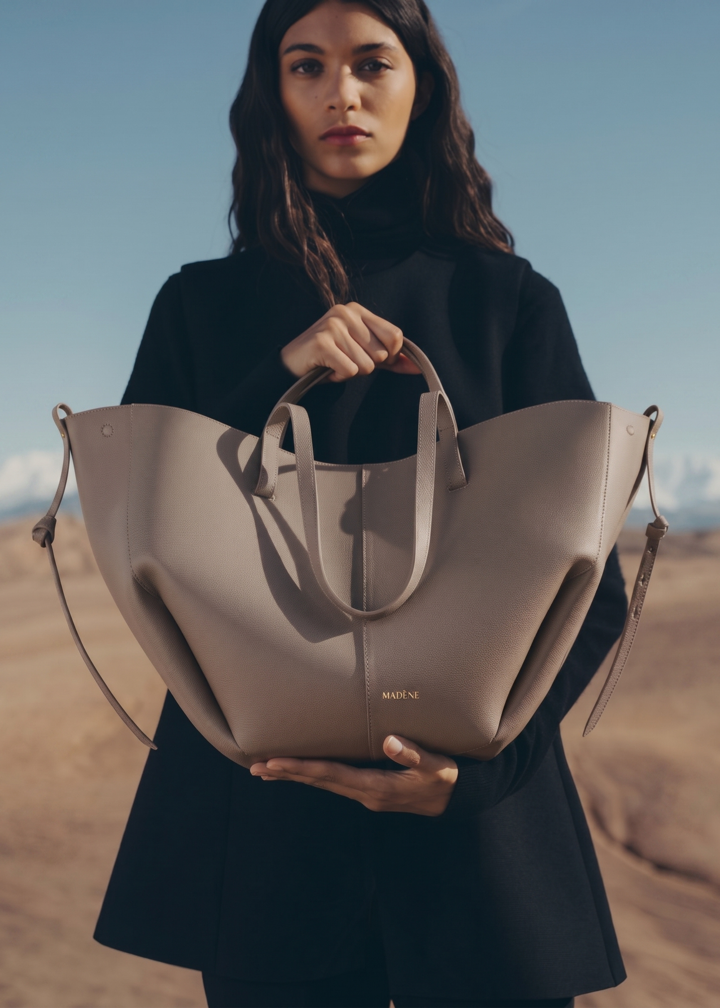 Cyme - Textured Taupe