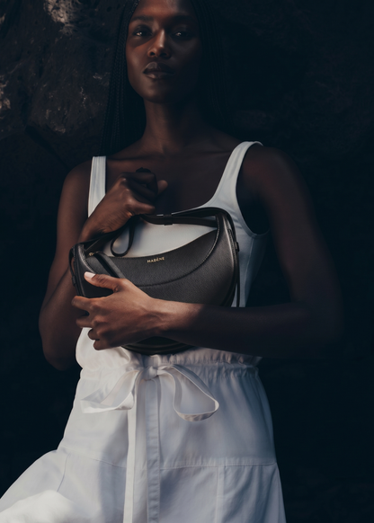 Numéro Dix - Textured Black